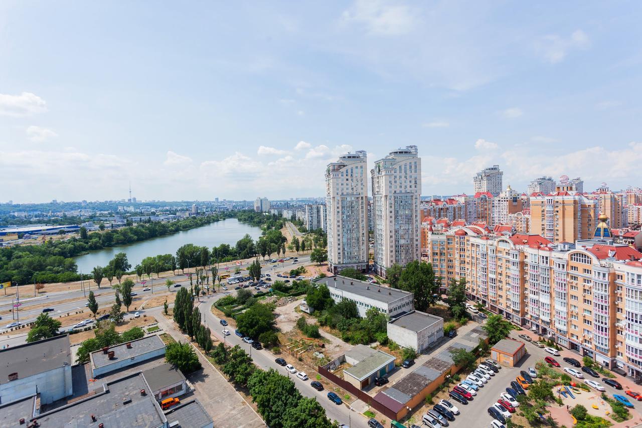 Stylish Views Apartments In The Parasol. Parus .Obolonskaya Embankment Kiev Dış mekan fotoğraf